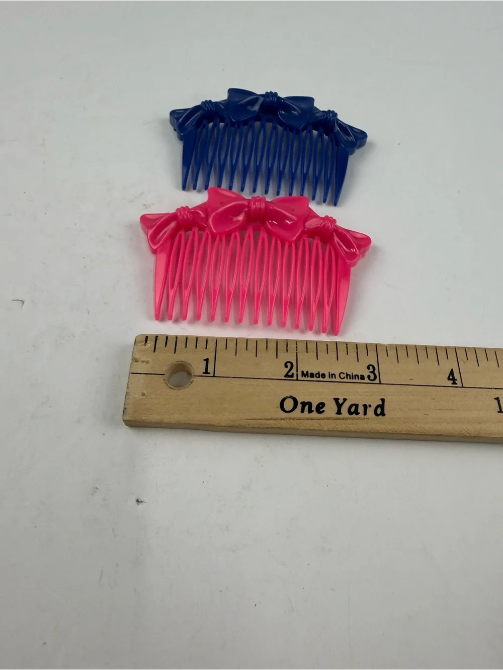 VTG Goody 80s Hair Combs Clips 1 Pink 1 Blue Bow Detail
